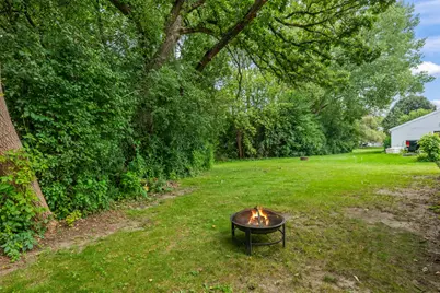 2020  Woodburn Rd #B, Waukesha, WI 53188 - Photo 27