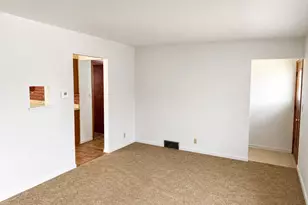 2025 Rupert Blvd, Racine, WI 53405 - Photo 11