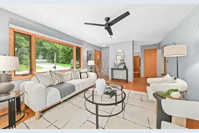 11707 W Oxford Pl, Wauwatosa, WI 53226 - Photo 1