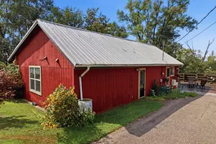 34810 Old Homer Rd, Homer, MN 55987 - Photo 11