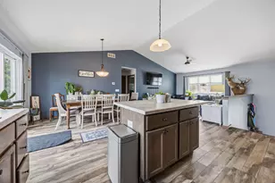 687 W Madison St, Jefferson, WI 53549 - Photo 11