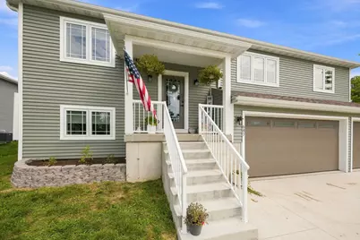 687 W Madison St, Jefferson, WI 53549 - Photo 3