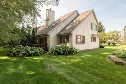 18465  St Andrew Ct #A, Brookfield, WI 53045 - Photo 3