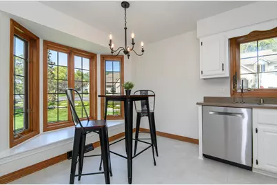 18465  St Andrew Ct #A, Brookfield, WI 53045 - Photo 7