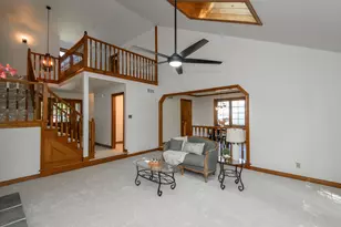 18465 St Andrew Ct, Brookfield, WI 53045 - Photo 11