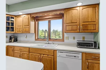 3538  Greenview Ct, Manitowoc Rapids, WI 54230 - Photo 21
