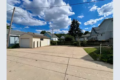 966 S 60th St, West Allis, WI 53214 - Photo 35