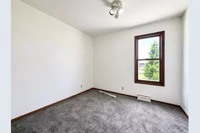966 S 60th St, West Allis, WI 53214 - Photo 23