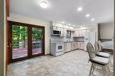 759  Hemlock Dr, Freedom, WI 54566 - Photo 7