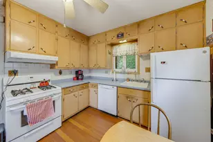 1425 E Main St, Watertown, WI 53094 - Photo 11