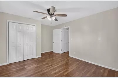 917  111th St, Pleasant Prairie, WI 53158 - Photo 15