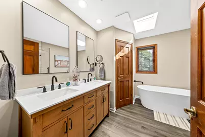 W237N3390  Five Fields Rd, Pewaukee, WI 53072 - Photo 25