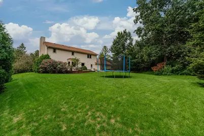 W237N3390  Five Fields Rd, Pewaukee, WI 53072 - Photo 37