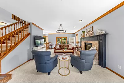 W237N3390  Five Fields Rd, Pewaukee, WI 53072 - Photo 9