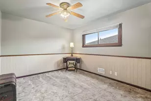 4554 S 48th St, Greenfield, WI 53220 - Photo 37