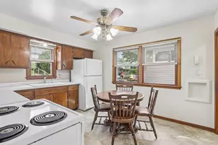 4554 S 48th St, Greenfield, WI 53220 - Photo 33
