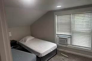 504 Washington Ct, Sheboygan, WI 53081 - Photo 9