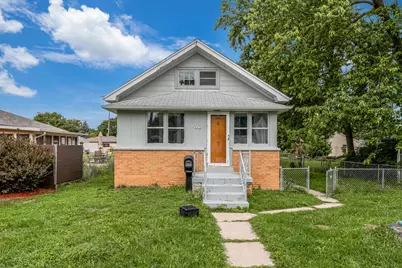 2436 E Whittaker Ave, Saint Francis, WI 53235 - Photo 1
