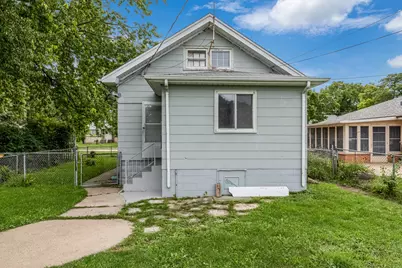 2436 E Whittaker Ave, Saint Francis, WI 53235 - Photo 21