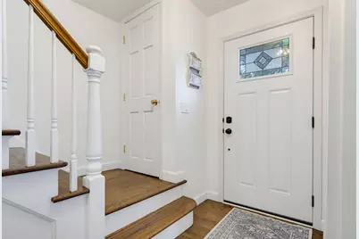 5251 N Santa Monica Blvd, Whitefish Bay, WI 53217 - Photo 5