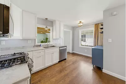 5251 N Santa Monica Blvd, Whitefish Bay, WI 53217 - Photo 13