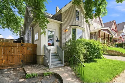 1412 S 32nd St, Milwaukee, WI 53215 - Photo 1