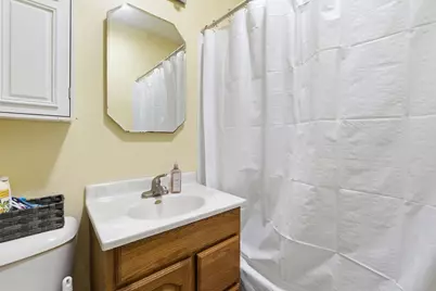 2010  16th St, La Crosse, WI 54601 - Photo 11