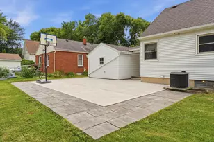 2016 S 96th St, West Allis, WI 53227 - Photo 3