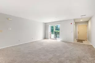 3651 E Barbara Ct, Oak Creek, WI 53154 - Photo 3