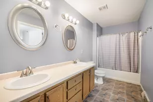 3651 E Barbara Ct, Oak Creek, WI 53154 - Photo 15