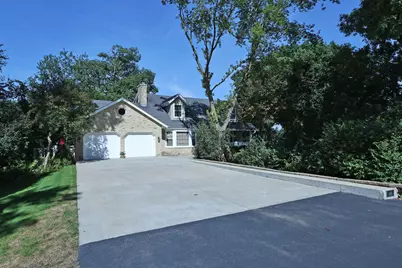 10818  86th Pl, Pleasant Prairie, WI 53158 - Photo 1