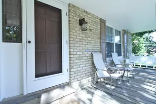 10818 86th Pl, Pleasant Prairie, WI 53158 - Photo 3