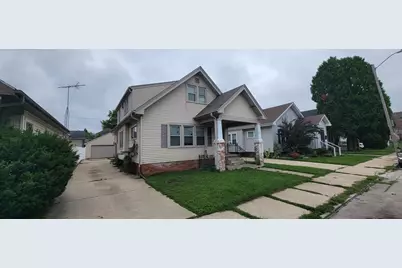2327  Meachem St, Racine, WI 53403 - Photo 17