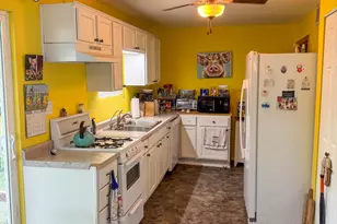 2908 Circle Dr, Burlington, WI 53105 - Photo 3