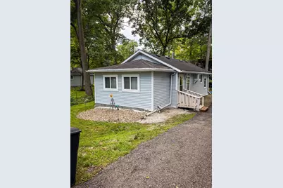 2908  Circle Dr, Burlington, WI 53105 - Photo 1