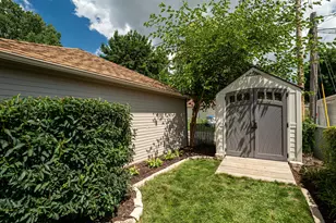 2718 N 67th St, Milwaukee, WI 53210 - Photo 35