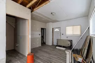 3718 N 7th St, Milwaukee, WI 53212 - Photo 9