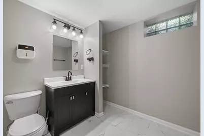 4067 N 44th St, Milwaukee, WI 53216 - Photo 17