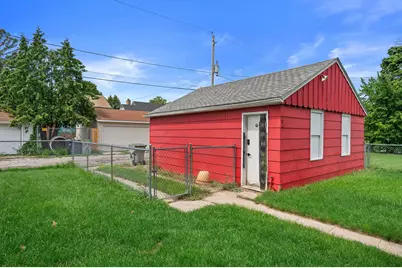 4067 N 44th St, Milwaukee, WI 53216 - Photo 23