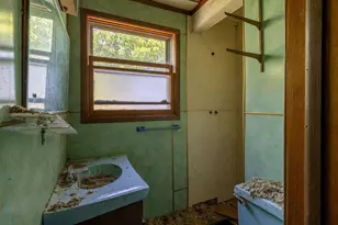 2532 W Lloyd St, Milwaukee, WI 53205 - Photo 11