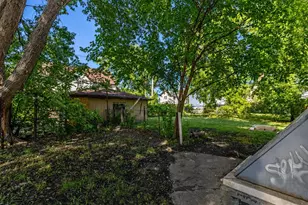 2532 W Lloyd St, Milwaukee, WI 53205 - Photo 3