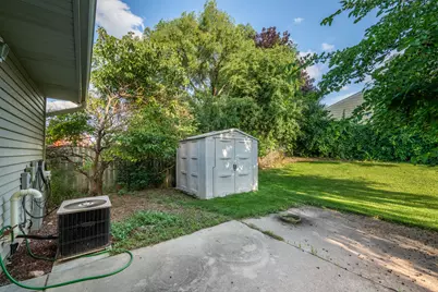 9601 W Darnel Ave, Milwaukee, WI 53224 - Photo 35