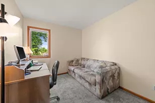 W1215 Jolly Ct, Ixonia, WI 53036 - Photo 31