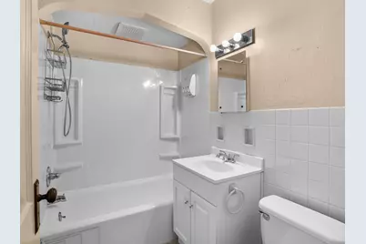 419 S 30th St, Manitowoc, WI 54220 - Photo 7