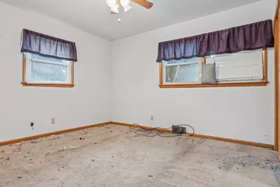 10611 W Silver Spring Dr, Milwaukee, WI 53225 - Photo 13