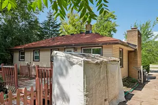 10611 W Silver Spring Dr, Milwaukee, WI 53225 - Photo 35