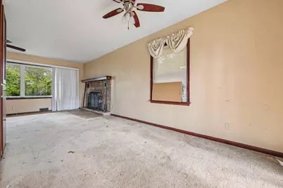 10611 W Silver Spring Dr, Milwaukee, WI 53225 - Photo 7