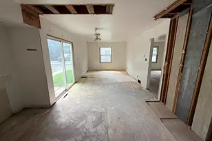 6414 N 101st St, Milwaukee, WI 53224 - Photo 15