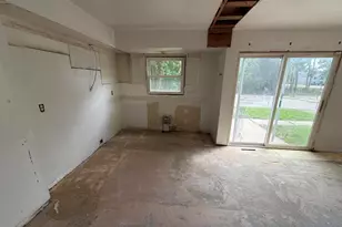 6414 N 101st St, Milwaukee, WI 53224 - Photo 13