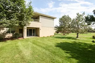 18730 Emerald Cir, Brookfield, WI 53045 - Photo 13